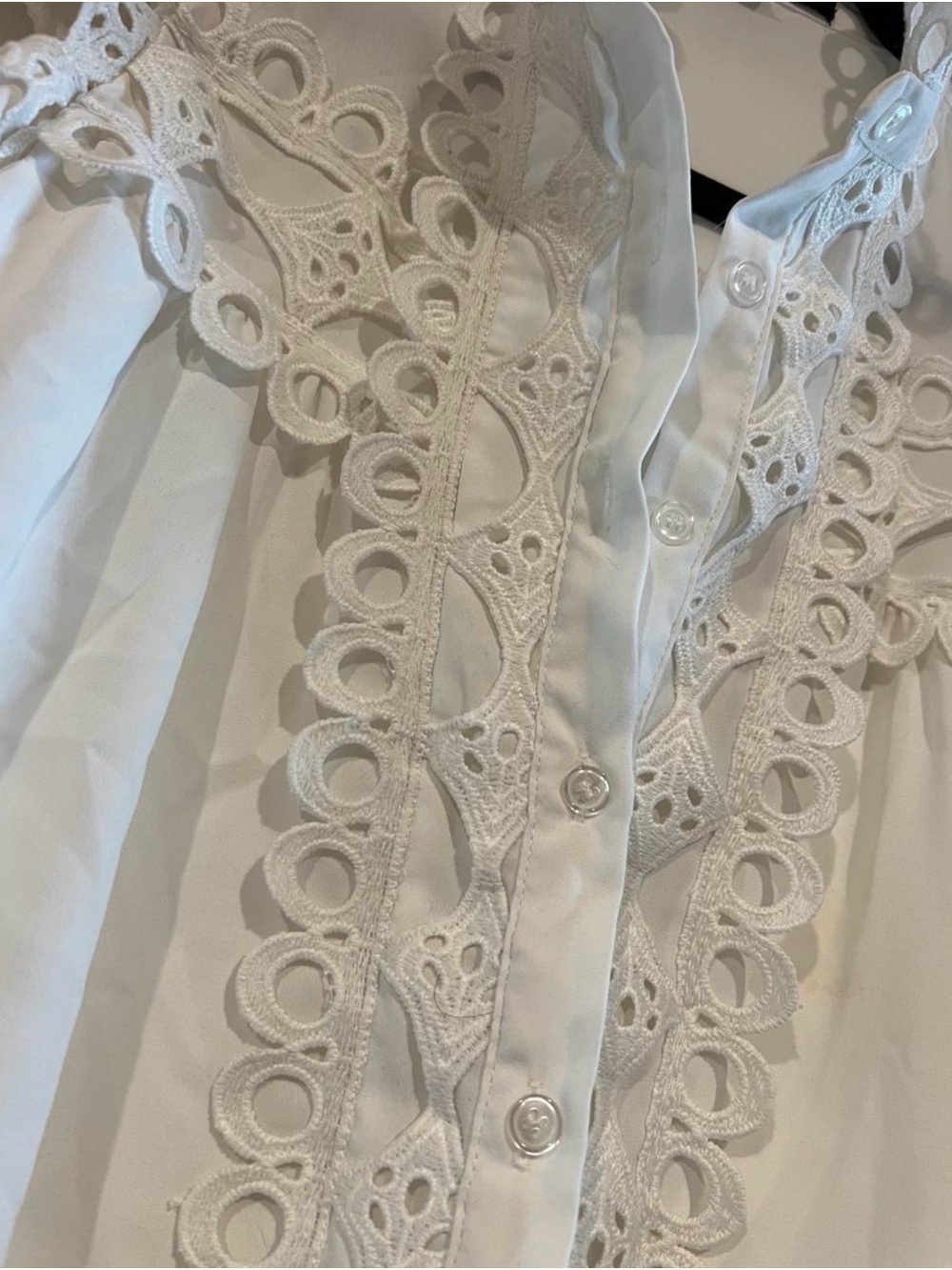 Alice Blue White Eyelet Crochet Lace Trim Button Up Blouse Top - S - Picture 3 of 5